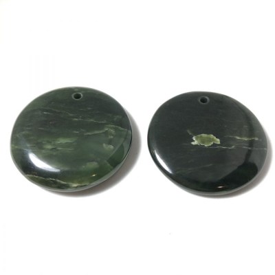 Jade round pendant